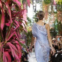 Красив финал на седмицата на модата в Париж: Dior, Valentino и Chanel